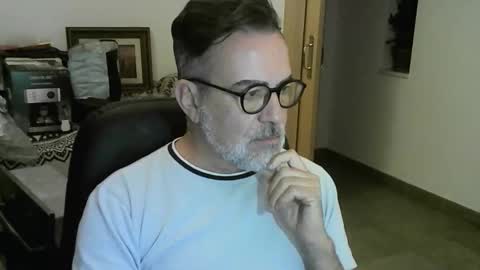 Snapshot of matxexo chatting on November 29, 2025, 7:06 pm matxexo online show from November 29, 2025, 7:06 pm