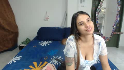 Mau and Lauren online show from September 20, 2025, 4:52 pm