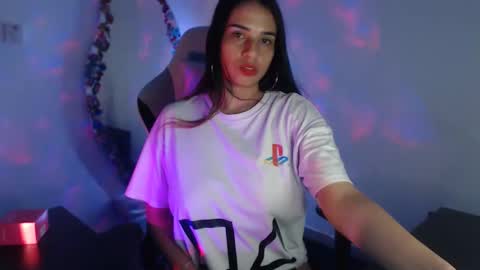 Mau and Lauren online show from January 14, 2026, 3:01 am