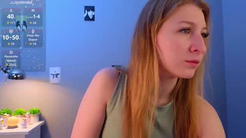 Snapshot of maureencoombs chatting on November 29, 2025, 4:26 am maureencoombs online show from November 29, 2025, 4:26 am