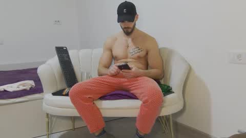 mauro_real_man online show from February 14, 2026, 6:15 pm