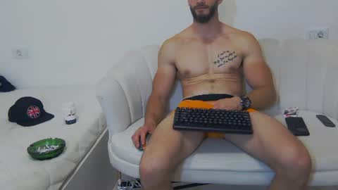 mauro_real_man online show from June 23, 2026, 5:44 pm