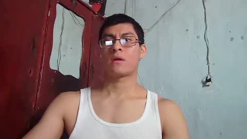 Snapshot of maurodirty chatting on January 11, 2026, 8:03 pm Mauro online show from January 11, 2026, 8:03 pm