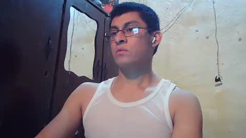 Snapshot of maurodirty chatting on January 14, 2026, 7:03 am Mauro online show from January 14, 2026, 7:03 am