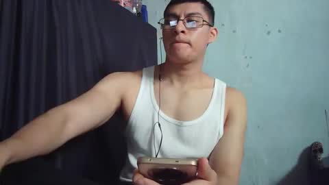 Snapshot of maurodirty chatting on March 2, 2026, 7:10 pm Mauro online show from March 2, 2026, 7:10 pm