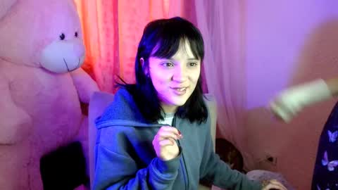 Snapshot of mavimist_ chatting on February 3, 2025, 10:21 pm mavimist_ online show from February 3, 2025, 10:21 pm