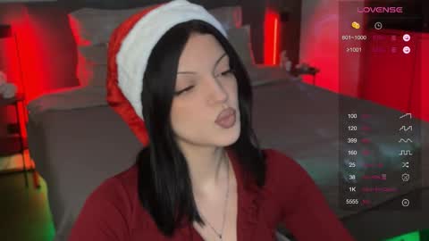 Snapshot of mavis_crystal chatting on December 20, 2025, 7:21 pm Mavis online show from December 20, 2025, 7:21 pm