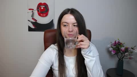 Snapshot of mavkacute chatting on November 4, 2025, 7:13 pm MavkaCute online show from November 4, 2025, 7:13 pm