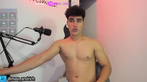 Snapshot of max__andrich chatting on January 12, 2026, 3:23 am Max... online show from January 12, 2026, 3:23 am