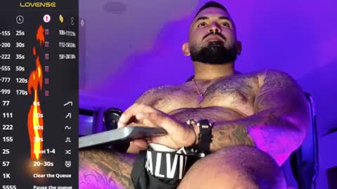 Snapshot of max__prada chatting on June 19, 2026, 2:05 am max__prada online show from June 19, 2026, 2:05 am