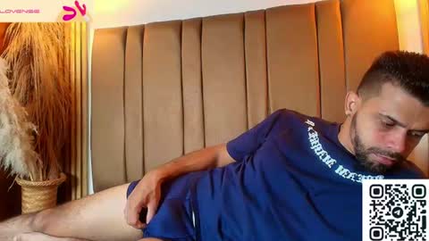Snapshot of max_ashley_mds chatting on July 14, 2026, 1:50 pm Max Ashley online show from July 14, 2026, 1:50 pm