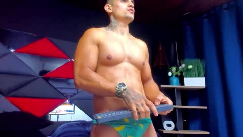 max_carter2 online show from February 22, 2026, 1:53 pm