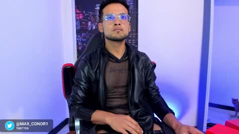 Snapshot of max_conor_ chatting on January 29, 2025, 2:51 am Max Conor online show from January 29, 2025, 2:51 am