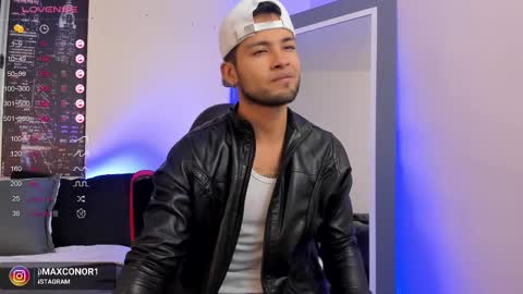 Snapshot of max_conor_ chatting on February 18, 2025, 11:33 am Max Conor online show from February 18, 2025, 11:33 am