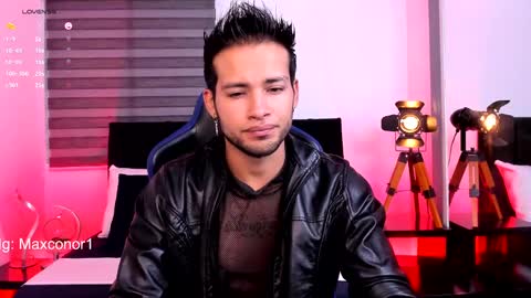 Snapshot of max_conor_ chatting on March 10, 2025, 10:59 am Max Conor online show from March 10, 2025, 10:59 am