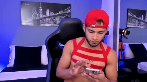 Snapshot of max_conor_ chatting on September 10, 2025, 11:43 am Max Conor online show from September 10, 2025, 11:43 am