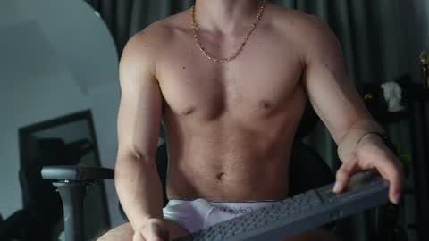 Snapshot of max_cortes1_ chatting on August 2, 2026, 1:48 am 60 OFF ON MY OF ONLY FOR TODAY online show from August 2, 2026, 1:48 am