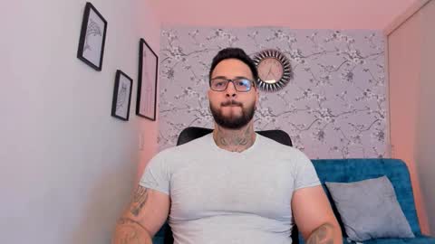 Snapshot of max_dic1 chatting on March 10, 2026, 12:10 pm max D. online show from March 10, 2026, 12:10 pm