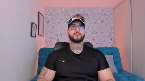 Snapshot of max_dic1 chatting on March 26, 2026, 1:28 pm max D. online show from March 26, 2026, 1:28 pm