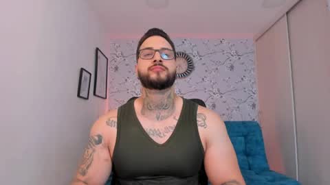 Snapshot of max_dic1 chatting on March 27, 2026, 12:27 pm max D. online show from March 27, 2026, 12:27 pm