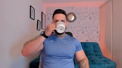 Snapshot of max_dic1 chatting on May 14, 2026, 2:40 am max D. online show from May 14, 2026, 2:40 am