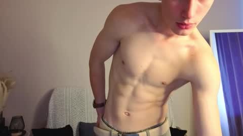 Snapshot of max_foks chatting on September 19, 2025, 5:09 am Max online show from September 19, 2025, 5:09 am