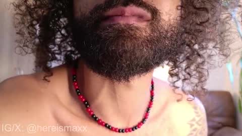 Snapshot of max_greenn chatting on November 18, 2025, 6:01 pm Max Follow me IGX hereismaxx online show from November 18, 2025, 6:01 pm