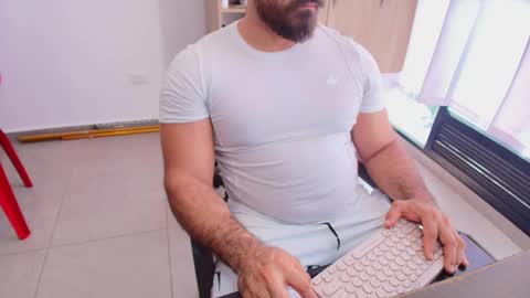 Snapshot of max_love25 chatting on May 16, 2026, 9:13 pm max_love25 online show from May 16, 2026, 9:13 pm
