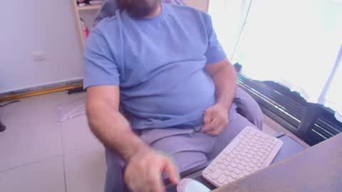 Snapshot of max_love25 chatting on July 18, 2026, 7:28 pm max_love25 online show from July 18, 2026, 7:28 pm