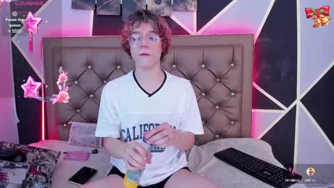 Max lover1 online show from January 7, 2025, 3:23 pm