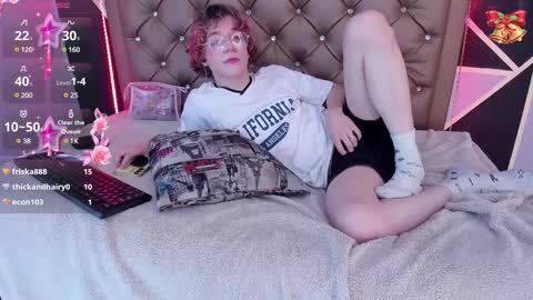 Snapshot of max_lover1 chatting on January 8, 2025, 12:28 am Max lover1 online show from January 8, 2025, 12:28 am