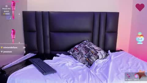 Max lover1 online show from February 13, 2025, 10:43 pm