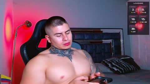 Maximo Mayer online show from December 16, 2025, 3:44 am