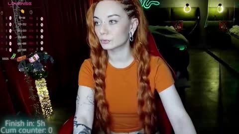 Snapshot of max_phoenix chatting on October 30, 2025, 8:09 pm Max online show from October 30, 2025, 8:09 pm