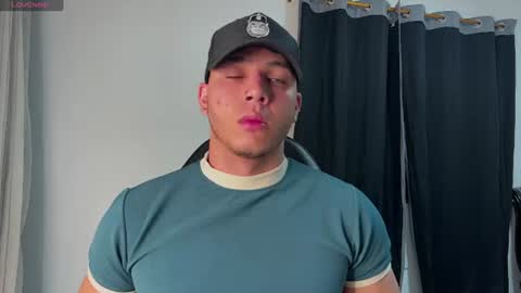 max_valiant1 online show from July 19, 2026, 1:53 am
