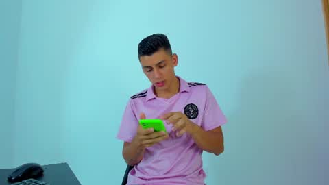 MAX     online show from July 8, 2026, 9:47 am