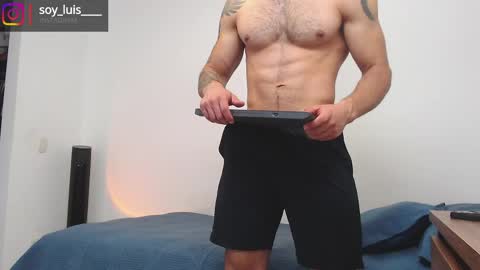 Snapshot of max_xl_ chatting on June 1, 2026, 2:19 pm max_xl_ online show from June 1, 2026, 2:19 pm
