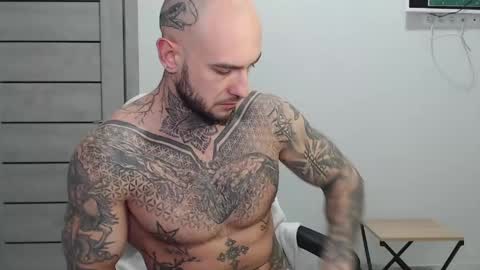 Maximus Fox online show from April 28, 2026, 4:28 am