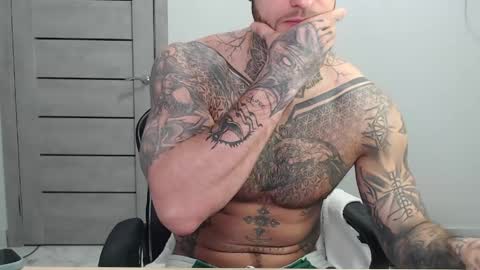 Snapshot of maxi_foxxx chatting on May 14, 2026, 9:05 am Maximus Fox online show from May 14, 2026, 9:05 am