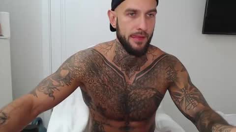 Snapshot of maxi_foxxx chatting on August 3, 2026, 7:07 am Maximus Fox online show from August 3, 2026, 7:07 am