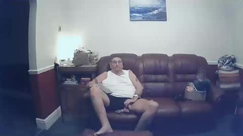 MAX online show from December 30, 2024, 10:01 pm