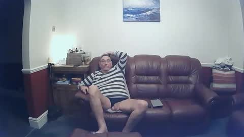 Snapshot of maxi_johnes chatting on January 4, 2025, 10:13 pm MAX online show from January 4, 2025, 10:13 pm