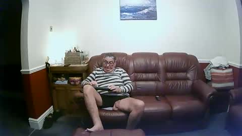 Snapshot of maxi_johnes chatting on January 8, 2025, 12:28 am MAX online show from January 8, 2025, 12:28 am