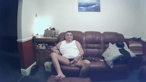 Snapshot of maxi_johnes chatting on March 5, 2025, 11:05 pm MAX online show from March 5, 2025, 11:05 pm