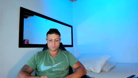 MAXI      online show from September 26, 2025, 6:06 am