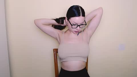 Joanna online show from November 23, 2025, 2:50 pm