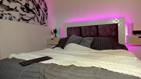 Snapshot of maxianomal chatting on December 9, 2024, 1:40 am Max online show from December 9, 2024, 1:40 am