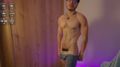 Mikael online show from February 12, 2026, 1:33 am