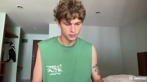 Snapshot of maxim_burn chatting on April 17, 2026, 7:22 am maxim burn online show from April 17, 2026, 7:22 am
