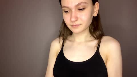 Snapshot of maximaboamah chatting on May 26, 2026, 2:18 am July online show from May 26, 2026, 2:18 am